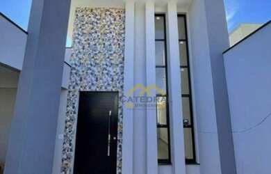 Imagem: A casa possui 3 Dormitórios, 1 Banheiro, 2 Vagas na garagem