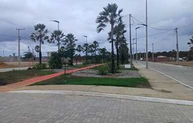 Imagem 7: Lotes ao lado da cervejaria heineken Jereissati 3 PRONTO PARA CONSTRUIR