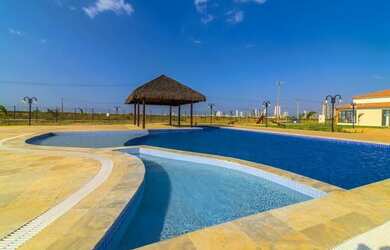 Imagem: O terreno possui 250m² de Área e está localizado em Bom