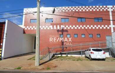 Imagem: O depósito para alugar possui e está localizado em Parque