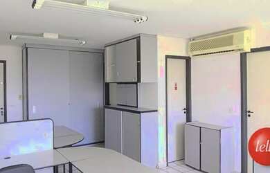 Imagem: O depósito possui 2 Vagas na garagem, 86m² de Área e está