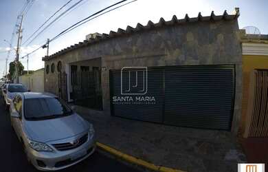 Imagem: O depósito possui 3 Vagas na garagem, 254m² de Área e está