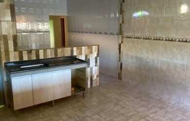 Imagem 5: Vendo casa Barra do Jucu. Varanda, 3 Vagas na garageme2 Dormitórios