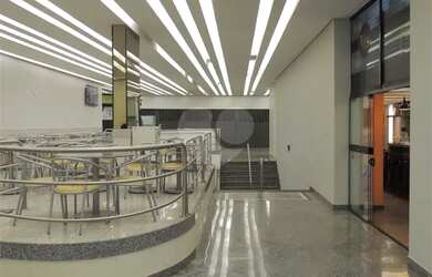 Imagem 16: Loja em Galeria na Avenida Brigadeiro Faria Lima com 201m²