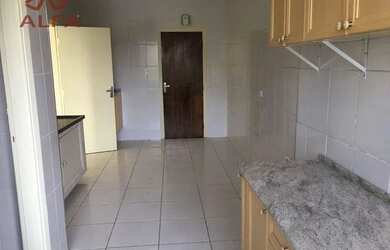 Imagem: O apartamento possui 3 Dormitórios, 1 Banheiro, 112m² de Área