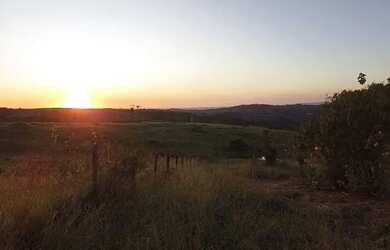 Imagem: A chácara possui 1.000m² de Área e está localizado em Conjunto