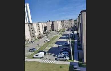 Imagem: O apartamento possui 2 Dormitórios, 1 Banheiro, 1 Vaga na garagem