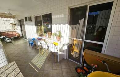 Imagem: O apartamento possui 2 Dormitórios, 3 Banheiros, 1 Vaga na