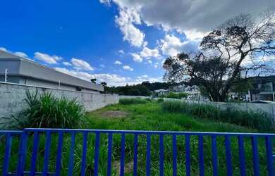 Imagem: O terreno possui 400m² de Área e está localizado em Jardim