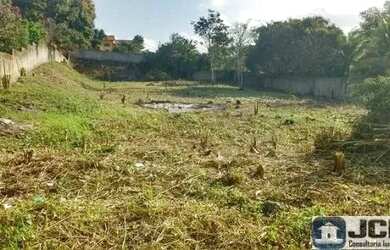 Imagem: O terreno possui 2.000m² de Área e está localizado em Cajueiros