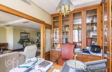 Imagem 7: Apartamento para venda possui 415 metros quadrados com 3 quartos em Auxiliadora - Porto Al