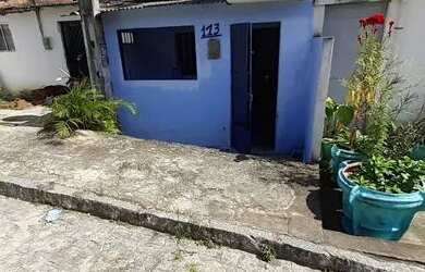 Imagem: A casa possui 2 Dormitórios, 1 Banheiro, 20m² de Área e