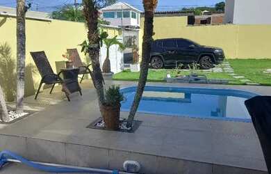 Imagem: A casa em condomínio possui 2 Dormitórios, 2 Banheiros, 5