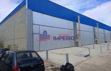 Imagem: O depósito possui 3 Vagas na garagem, 250m² de Área e está