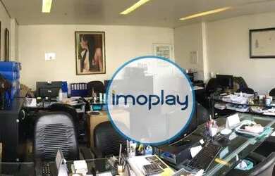 Imagem: O depósito possui 1 Vaga na garagem e 40m² de Área e está