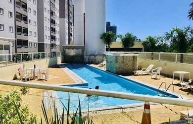 Imagem: O apartamento possui 3 Dormitórios, 1 Banheiro, 2 Vagas na