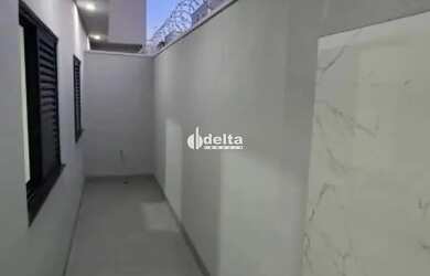 Imagem 8: Casa residencial com 3 quartos sendo 1 suíte disponível para venda no...