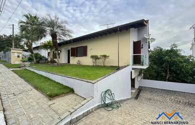 Imagem: A casa em condomínio possui 3 Dormitórios, 5 Banheiros, 5