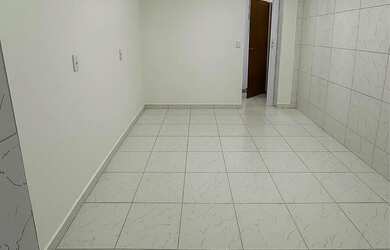 Imagem: O depósito possui 18m² de Área e está localizado em Centro