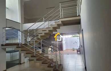 Imagem: A casa em condomínio possui 3 Dormitórios, 4 Banheiros, 4