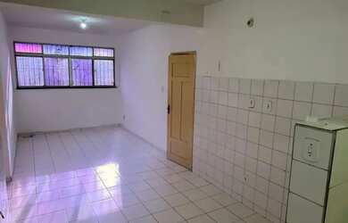 Imagem: O apartamento para alugar possui 2 Dormitórios, 1 Banheiro