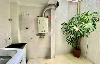 Imagem 15: Casa ampla à venda, 3 dormitórios, 2 suítes, com pátio próximo ao...