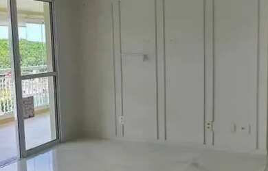 Imagem: O apartamento possui 4 Dormitórios, 3 Banheiros, 2 Vagas na