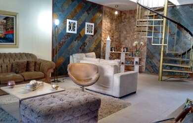 Imagem: A casa em condomínio possui 4 Dormitórios, 5 Banheiros, 4