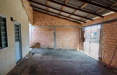 Imagem 2: Casa cristal 1etapa. Varanda, 1 Banheiroe2 Dormitórios