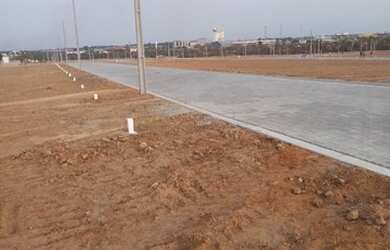 Imagem 11: Lotes ao lado da cervejaria heineken Jereissati 3 PRONTO PARA CONSTRUIR