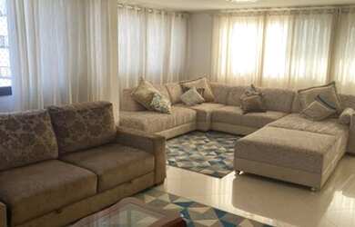 Imagem: O apartamento possui 3 Dormitórios, 4 Banheiros e 230m² de