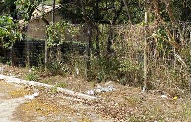 Imagem: O terreno possui 325.500m² de Área e está localizado em