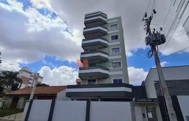 Imagem: O apartamento possui 3 Dormitórios, 1 Banheiro, 2 Vagas na