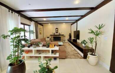 Imagem 9: Casa na Granja Viana. Piscina, Churrasqueira, Ar-condicionadoeÁrea de...