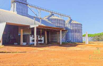 Imagem: A fazenda possui 53.070.000m² de Área e está localizado