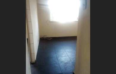 Imagem 3: Alugo. 1 Banheiroe2 Dormitórios