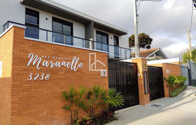 Imagem: A casa possui 3 Dormitórios, 3 Banheiros, 2 Vagas na garagem