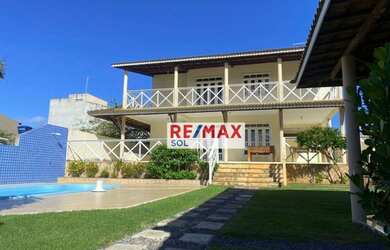 Imagem: A casa em condomínio possui 4 Dormitórios, 4 Banheiros, 210m²