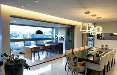 Imagem: O apartamento possui 4 Dormitórios, 4 Banheiros, 4 Vagas na