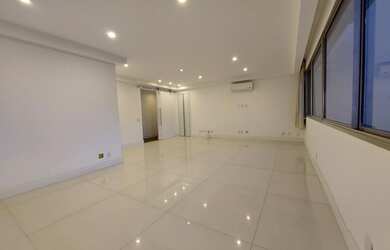 Imagem 3: Baixo Leblon, quadra da praia, reformado, 150 m , 3 quartos, 2 vagas