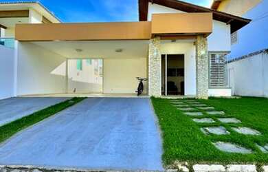 Imagem: A casa em condomínio possui 3 Dormitórios, 3 Banheiros, 4