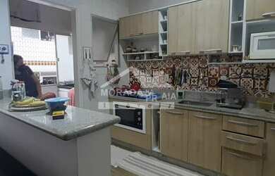 Imagem 4: Apartamento localizado a 300 metros da praia, vista livre da sacada. Na...