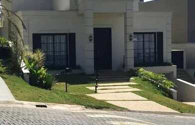 Imagem: A casa em condomínio possui 3 Dormitórios, 5 Banheiros, 2