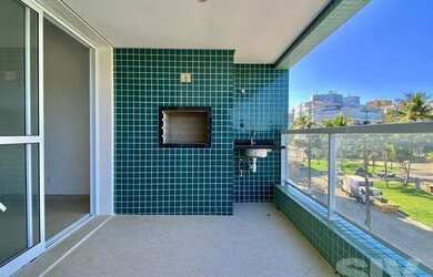 Imagem: O apartamento possui 3 Dormitórios, 1 Banheiro, 2 Vagas na