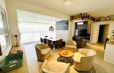 Imagem: O apartamento possui 2 Dormitórios, 2 Banheiros, 2 Vagas na