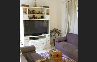 Imagem: A casa em condomínio possui 2 Dormitórios, 2 Banheiros, 2