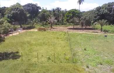 Imagem: O terreno possui 170m² de Área e está localizado em Arembepe