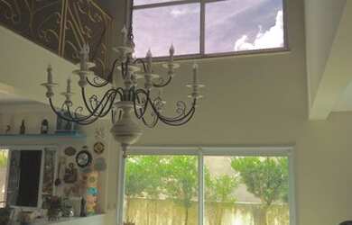 Imagem: A casa em condomínio possui 4 Dormitórios, 2 Banheiros, 4