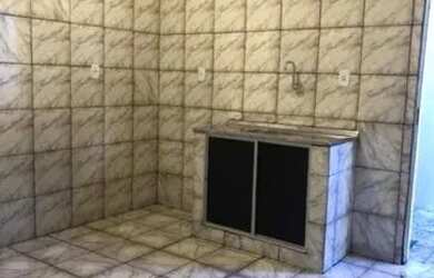 Imagem: A casa possui 1 Dormitório, 1 Banheiro, 120m² de Área e