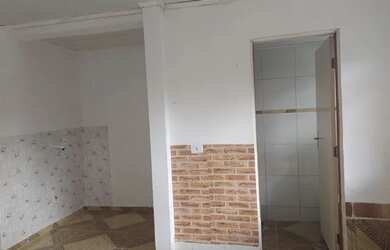 Imagem 4: Alugo casa no xaxim. 1 Banheiroe1 Dormitório